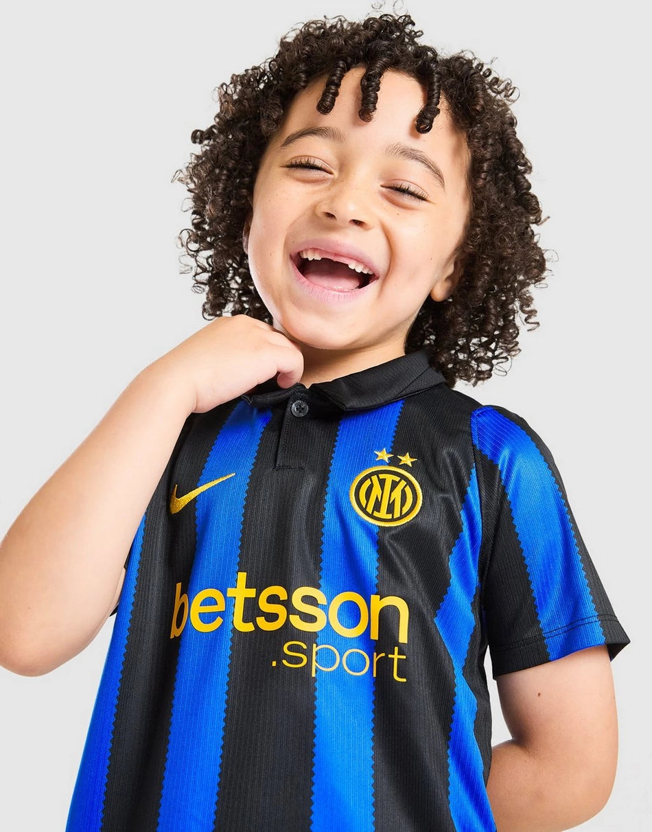 Kit Infantil Inter de milão titular 26/27