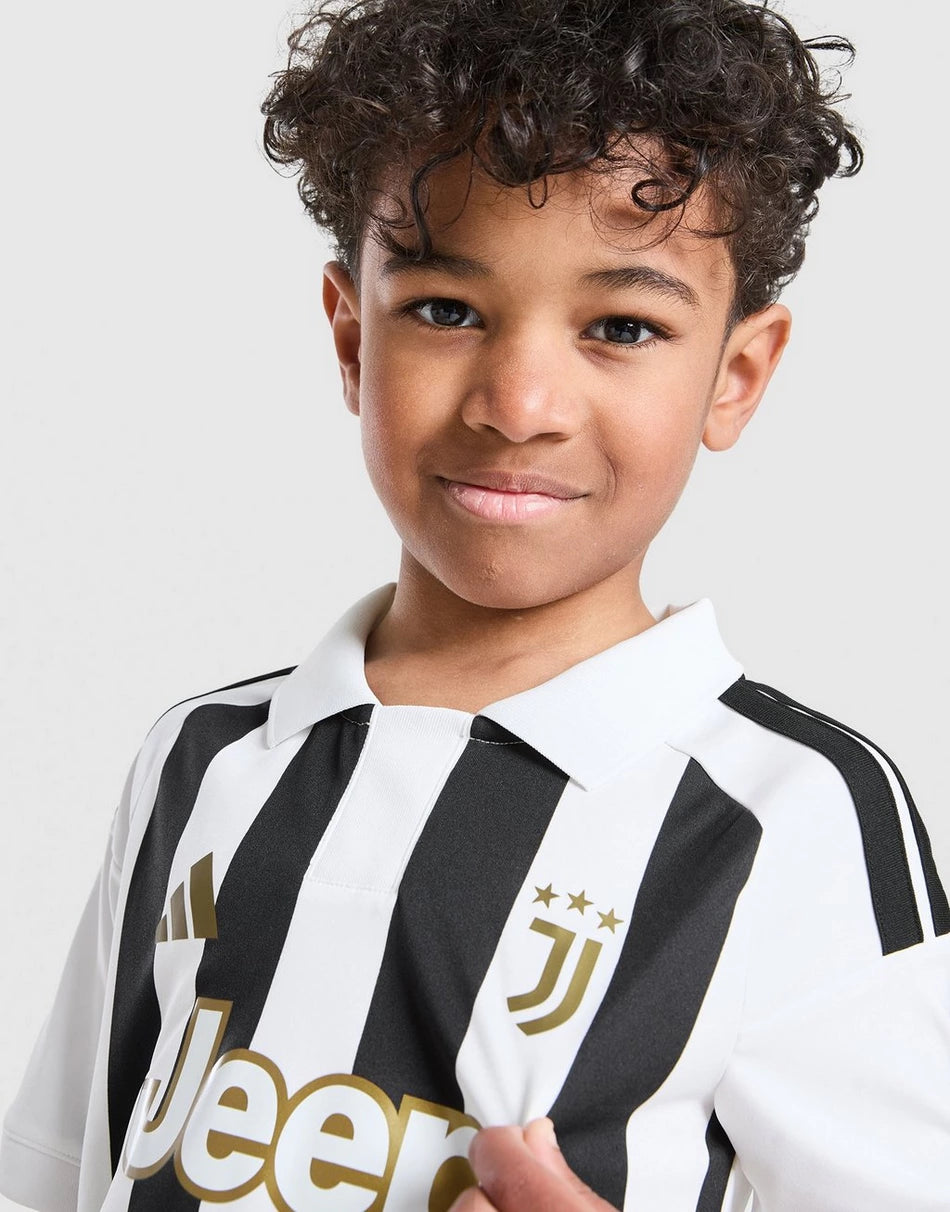 Kit Infantil Juventus titular 26/27