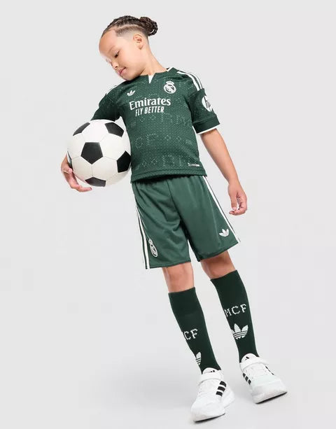 Kit Infantil Real Madrid Reserva - 26/27