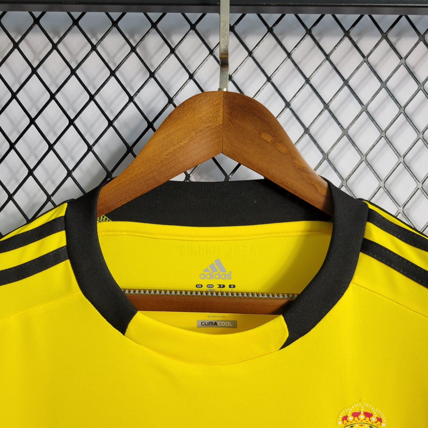 Camisa Real Madrid Goleiro Amarela 11/12 - Versão Retro - Boutique do Boleiro