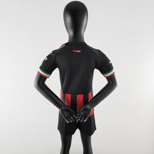 Kit Infantil Milan Titular 22/23 - Boutique do Boleiro