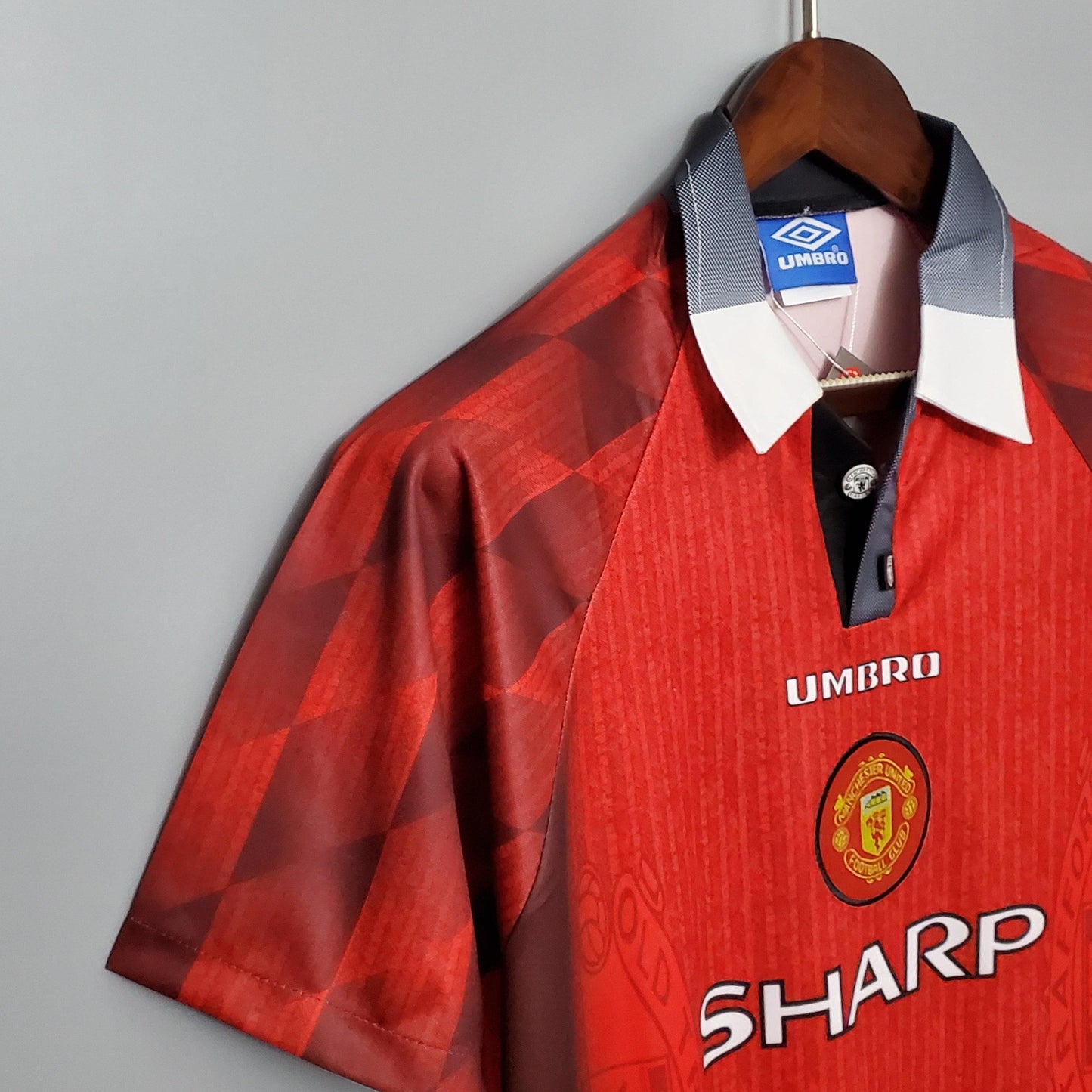 Camisa Manchester United Titular 1996 - Versão Retro - Boutique do Boleiro