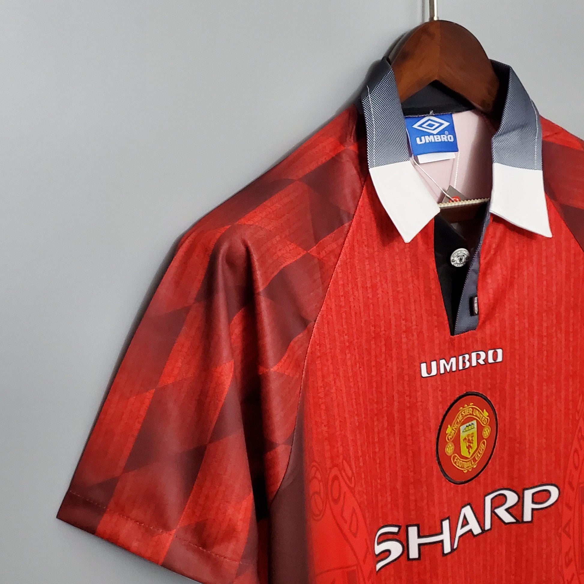 Camisa Manchester United Titular 1996 - Versão Retro - Boutique do Boleiro