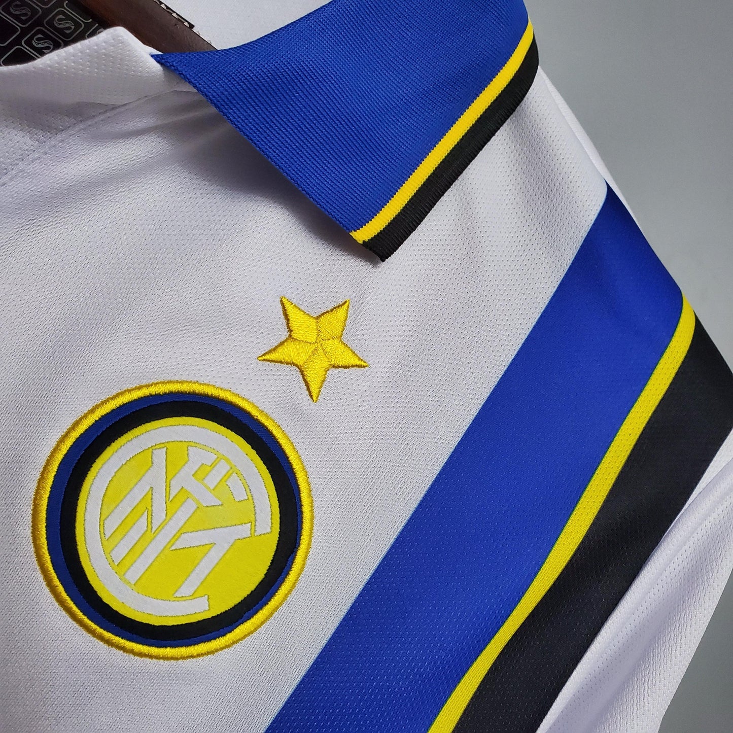 Camisa Inter de Milão Reserva 97/98 - Versão Retro - Boutique do Boleiro