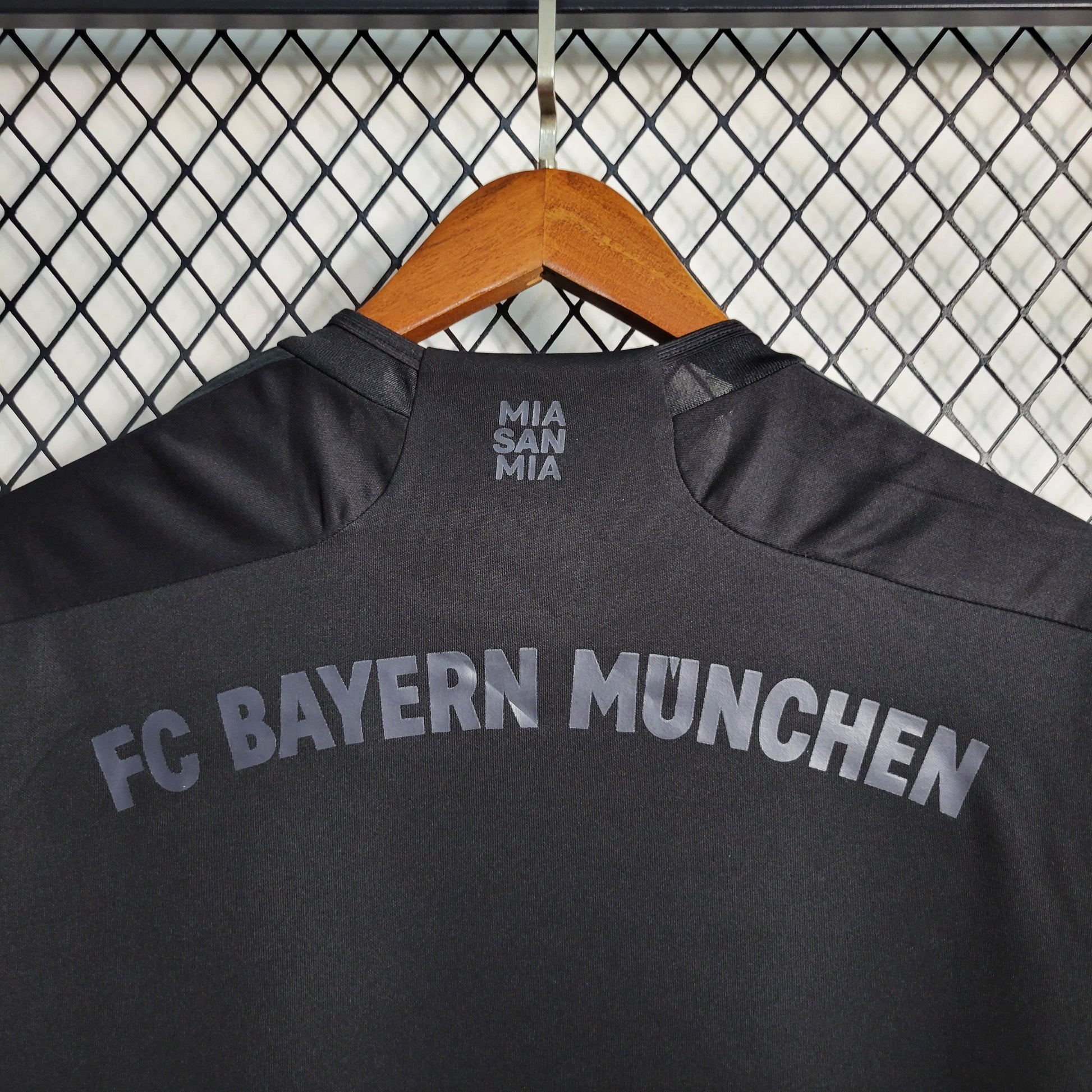 Camisa Bayern Edição Especial Black 23/24 - Versão Torcedor - Boutique do Boleiro