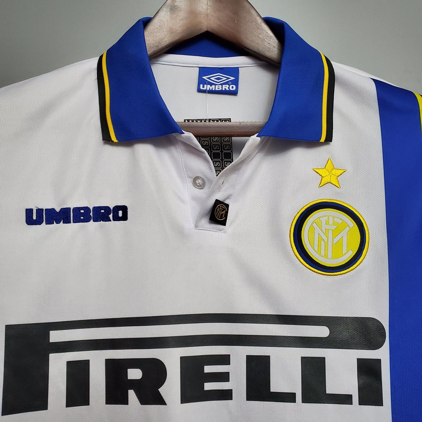 Camisa Inter de Milão Reserva 97/98 - Versão Retro - Boutique do Boleiro