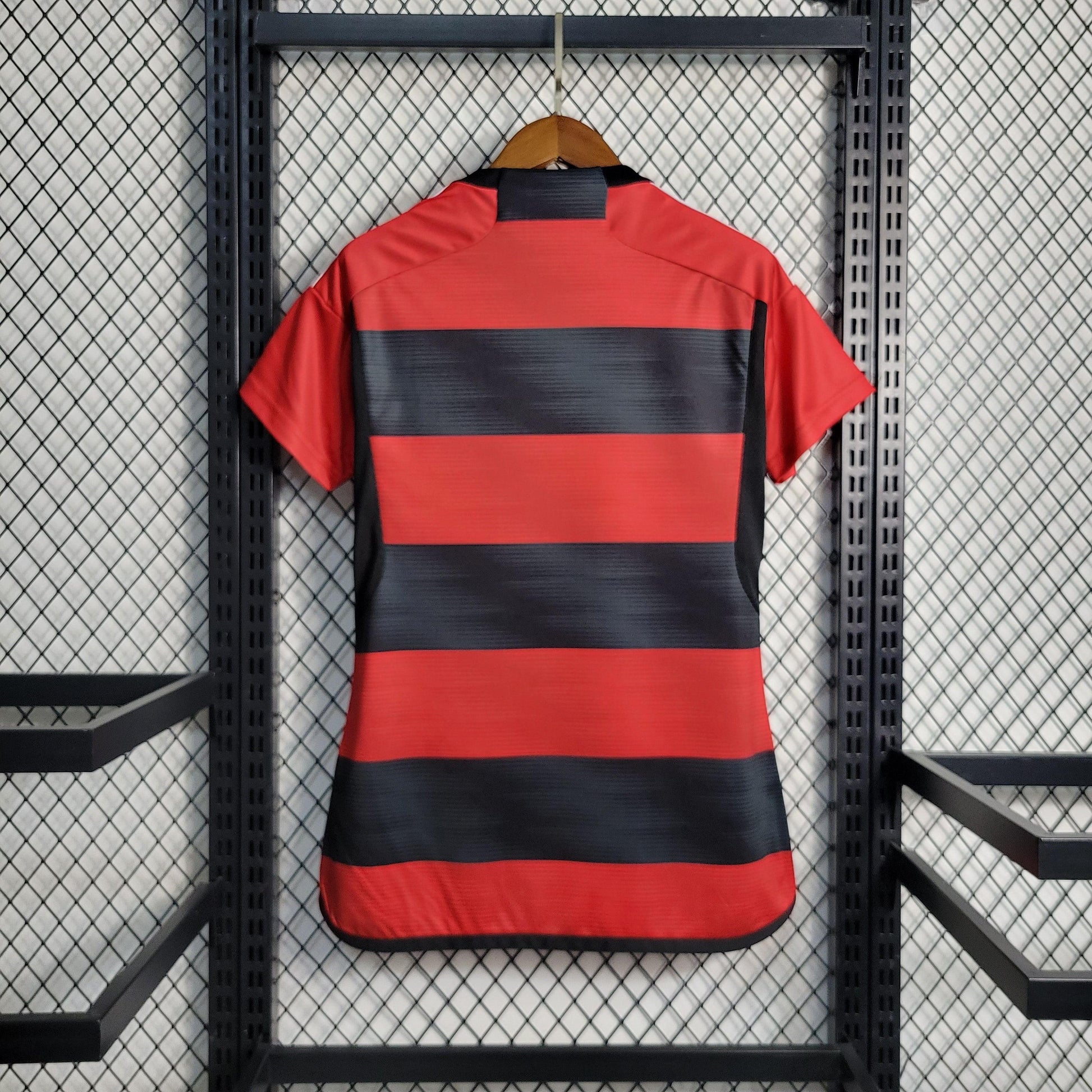Camisa Flamengo Titular 23/24 - Versão Feminina - Boutique do Boleiro