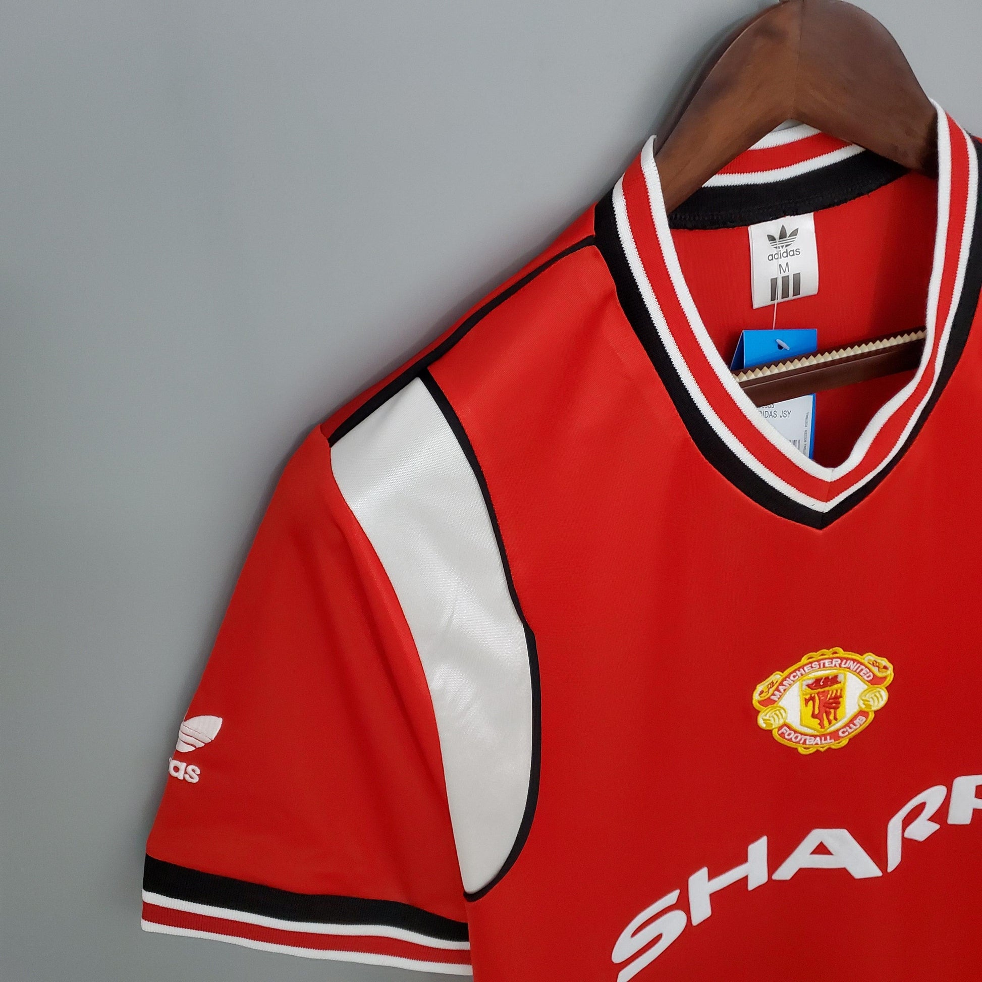 Camisa Manchester United Titular 85/86 - Versão Retro - Boutique do Boleiro