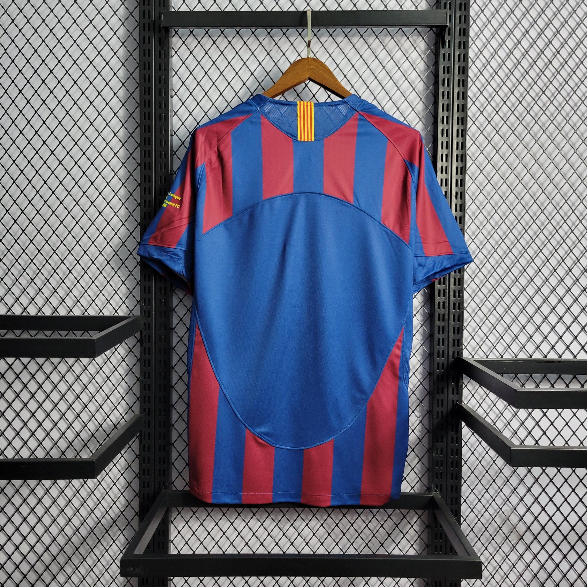 Camisa Barcelona Titular 2006 - Versão Retro - Boutique do Boleiro