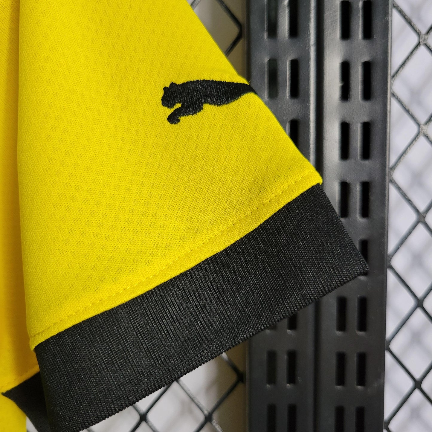 Camisa Borussia Dortmund Titular 22/23 - Versão Feminina - Boutique do Boleiro