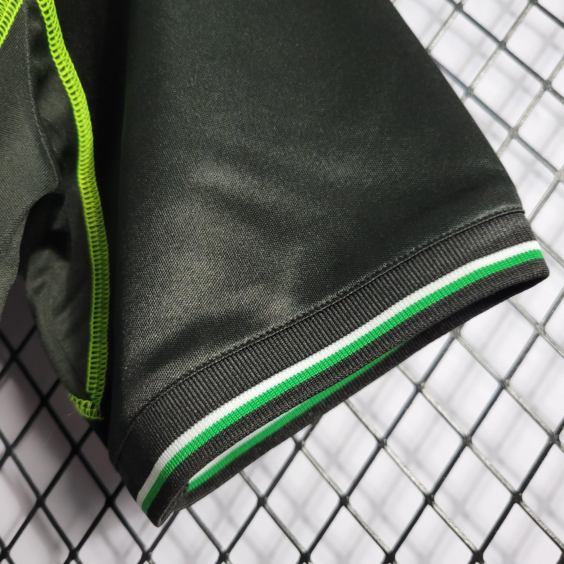 Camisa Manchester United Reserva 1998 - Versão Retro - Boutique do Boleiro